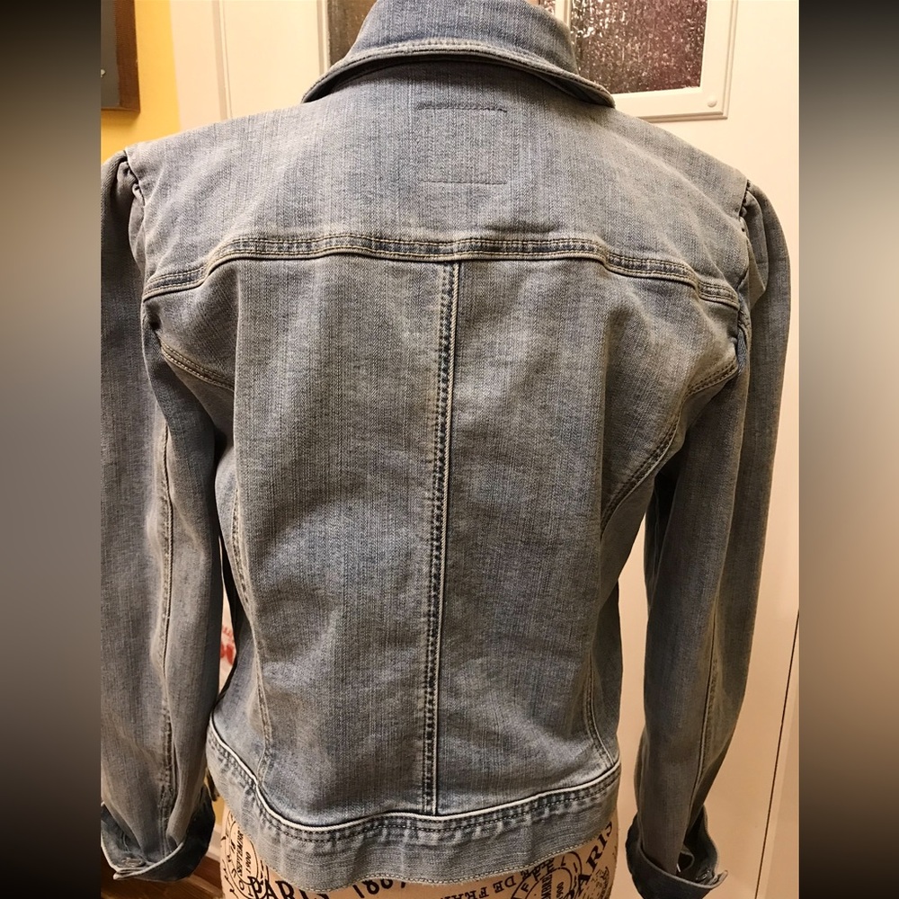 Maurices  Denim Jacket with puff sleeves size M - Picture 5 of 8